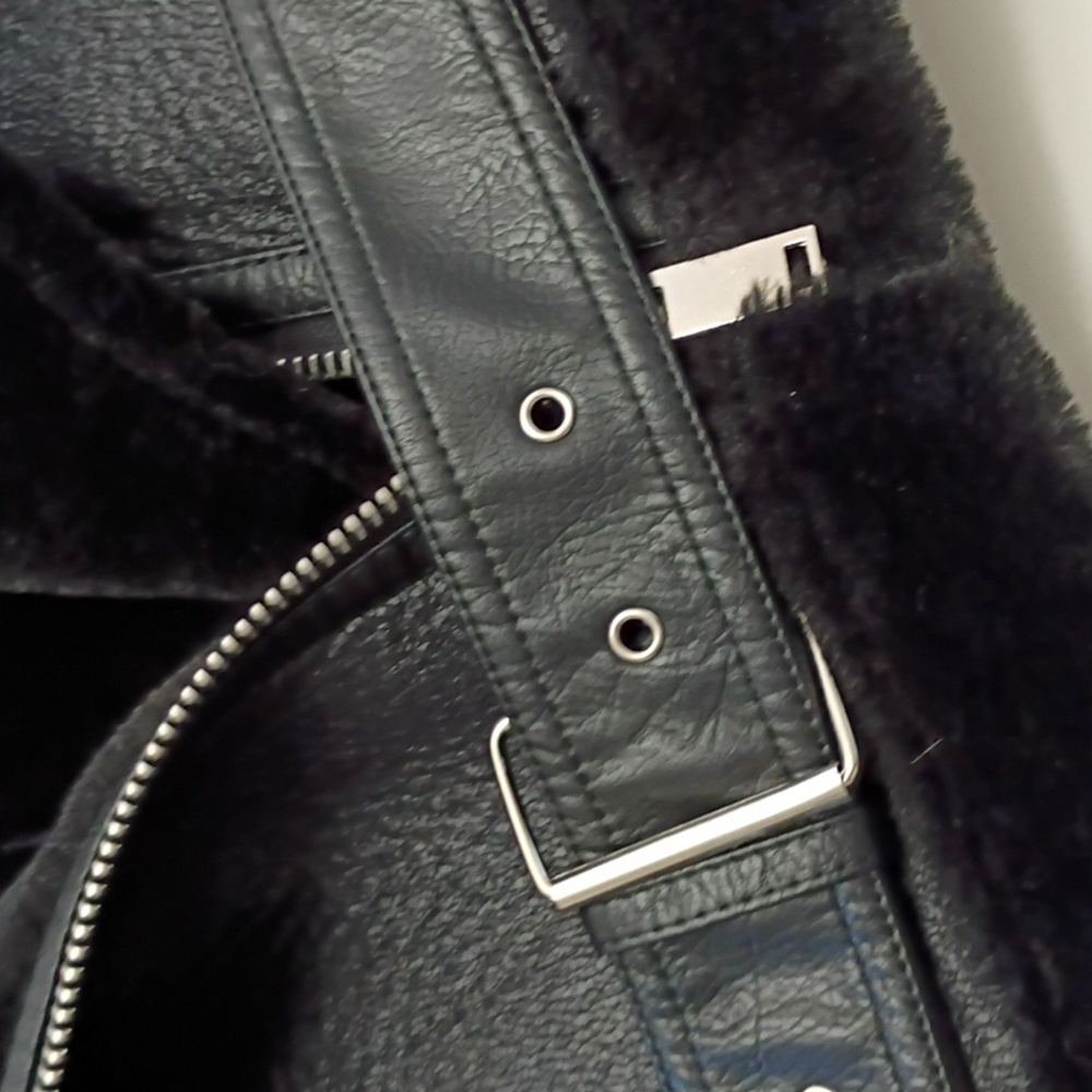 Women's XL Black Bomber Jacket Shearling Leather Gift Ready Winter Wardrobe - Picture 4 of 4